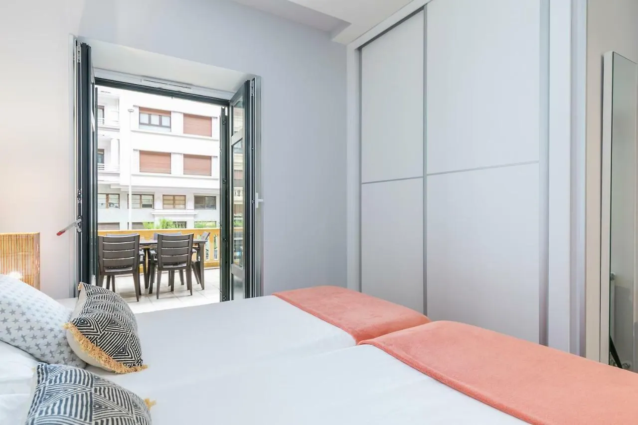 Zurriola Suites By Forever Rentals San Sebastian Apartment